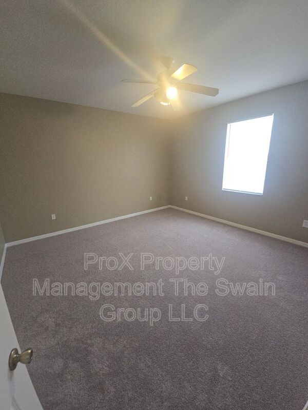 Building Photo - 1428 Bluff Loop