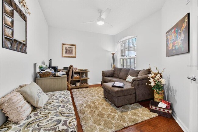 Building Photo - 852 Lantern Way