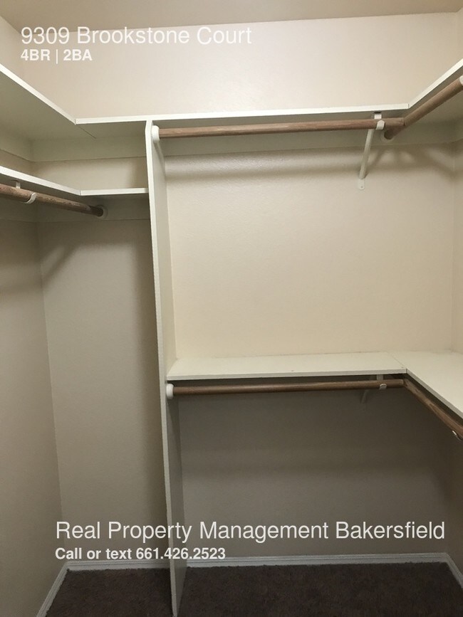 Building Photo - 9309 Brookstone Ct
