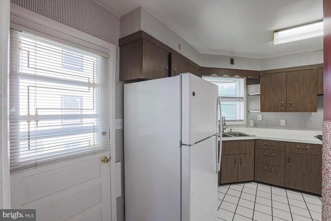 Building Photo - 3219 Northbrook Rd