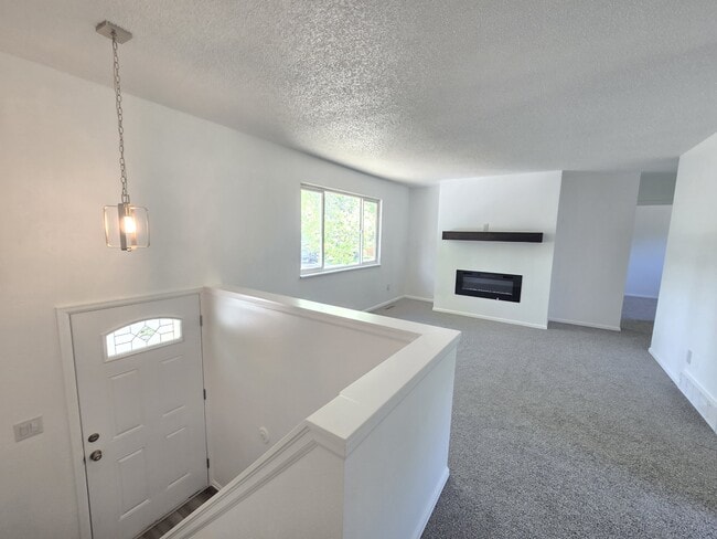 Building Photo - 4566 Adieu Cir