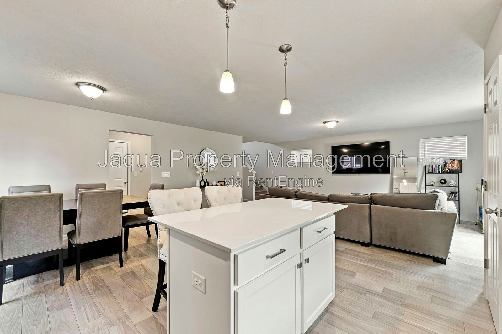 Building Photo - 10127 Pennridge Dr