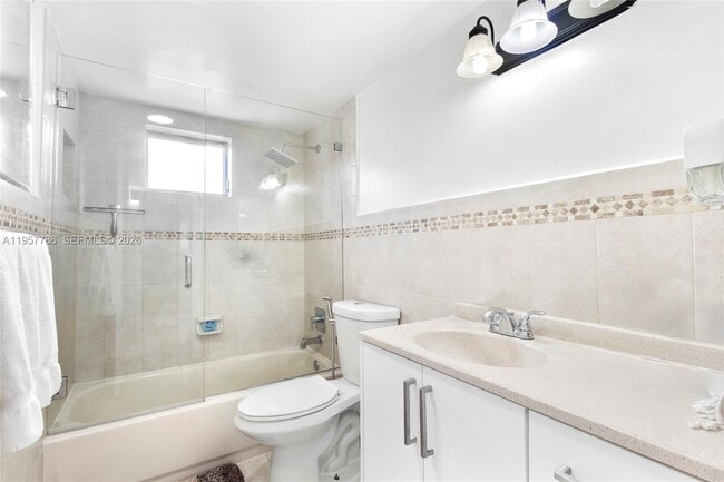 Building Photo - 3600 NE 170th St