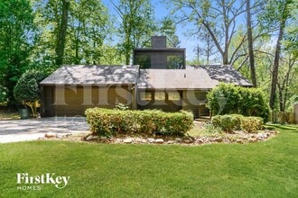 Building Photo - 5309 Golfcrest Cir