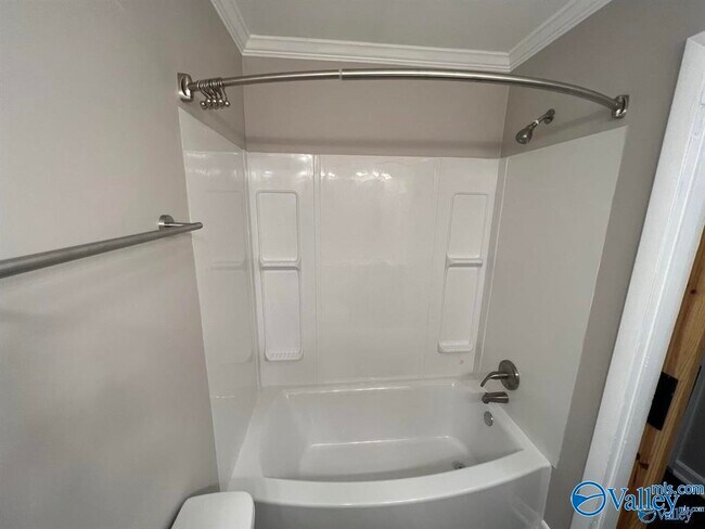 Building Photo - 3415 Mimosa Ln NW