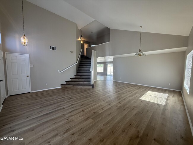 Building Photo - 6748 Avenue L10 Ave