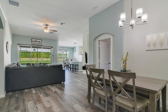Building Photo - 2237 Wyndham Palms Way