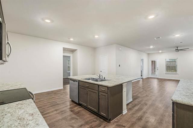 Building Photo - 2120 Tulipwood Dr