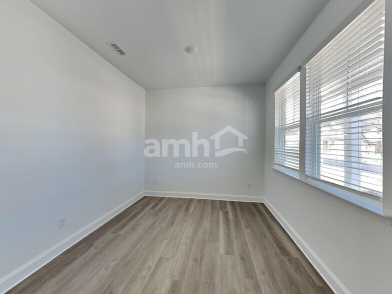 Building Photo - 3509 Jefferson Cor Ln