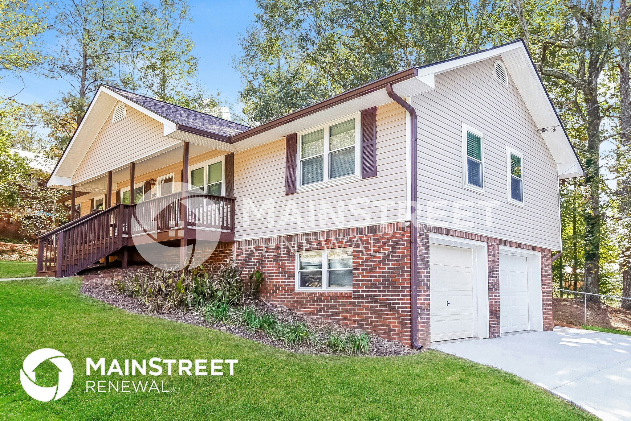 Building Photo - 6185 Hillpine Dr