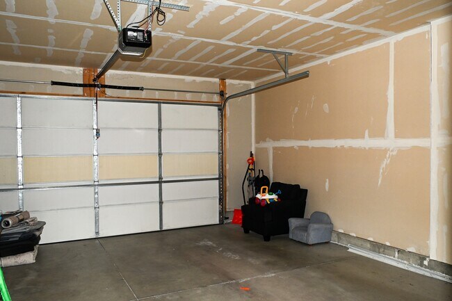 Building Photo - 451 S 1440 E