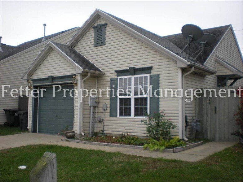 Primary Photo - 2825 Granfield Ct