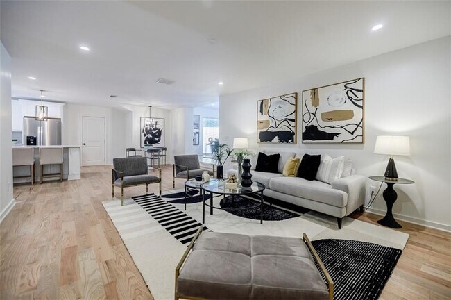 Building Photo - 3154 N Druid Hills Rd