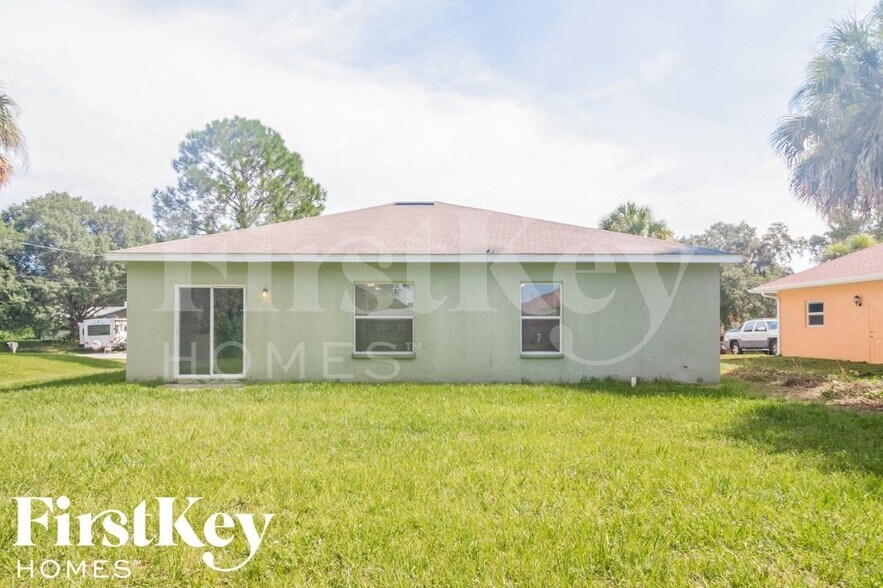 Building Photo - 2641 Yamada Ln