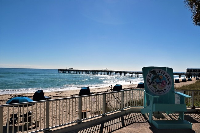 Building Photo - 890 N Federal Hwy