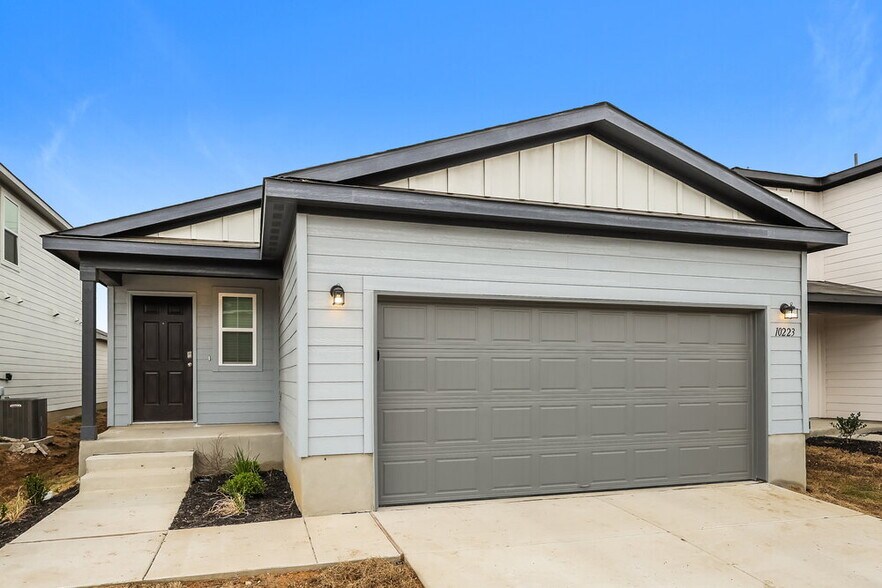 Building Photo - 10223 Monte Carmel Pl