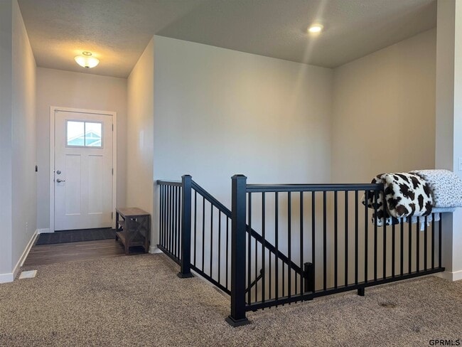 Building Photo - 14907 S 19th St