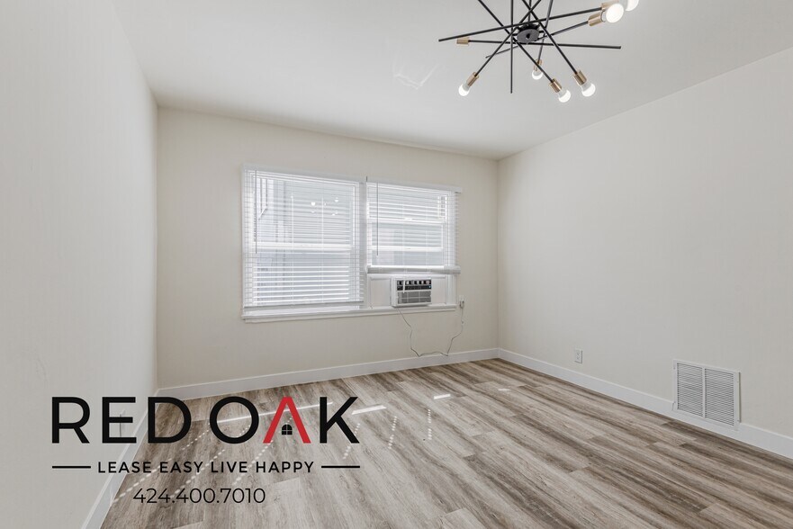Building Photo - 508 Normandie Ave