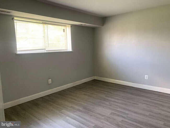 Building Photo - 5534 Karen Elaine Dr