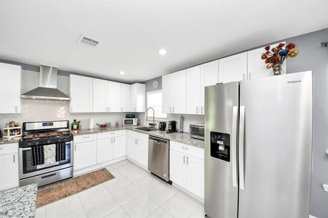 Building Photo - 11218 Sagedowne Ln