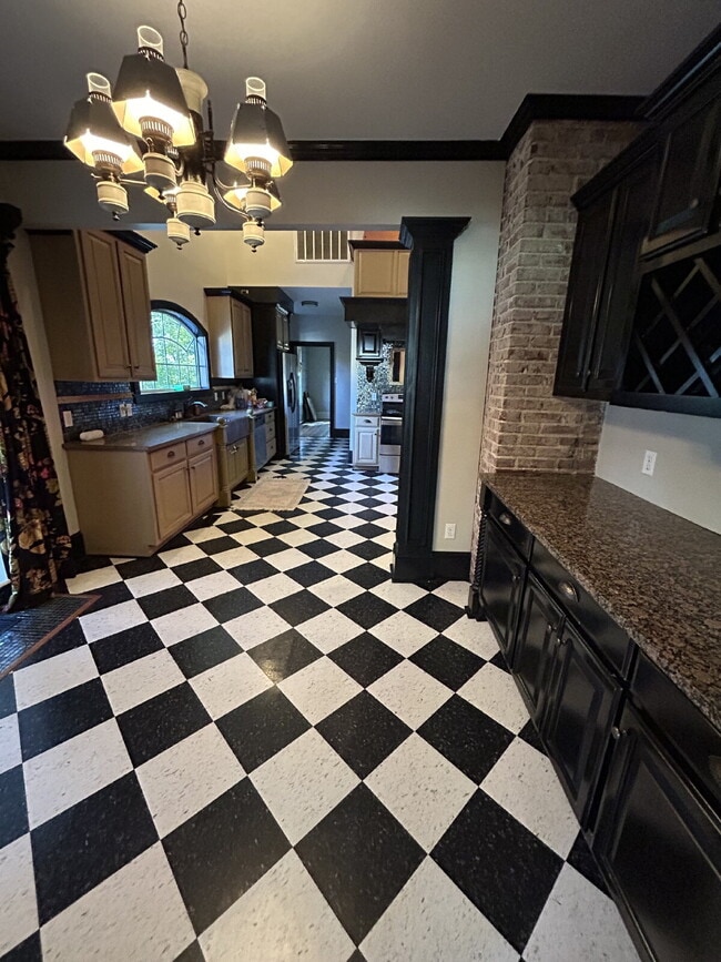 Building Photo - "Charming 4-Bedroom Retreat with Granite Finishes, Cozy Fireplace & Expansive 4399 Sq Ft Layout i...