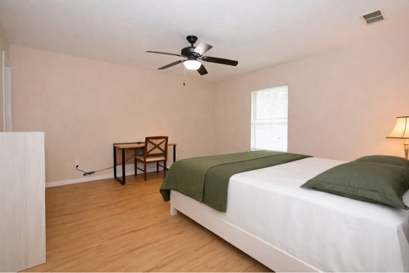 Building Photo - 14 Bunker Knolls Ln