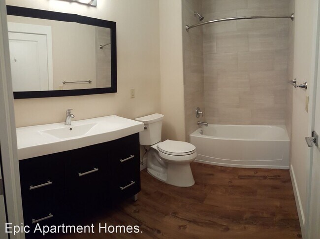 Building Photo - 4905 S Elberon St