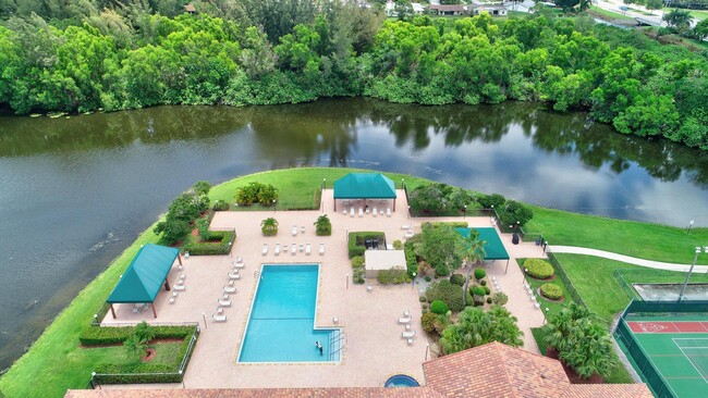 Building Photo - 6025 Parkwalk Dr