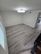 Building Photo - 1025 Junipero Dr