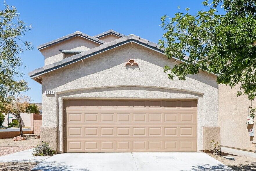 Primary Photo - 7067 Salt Marsh Ct