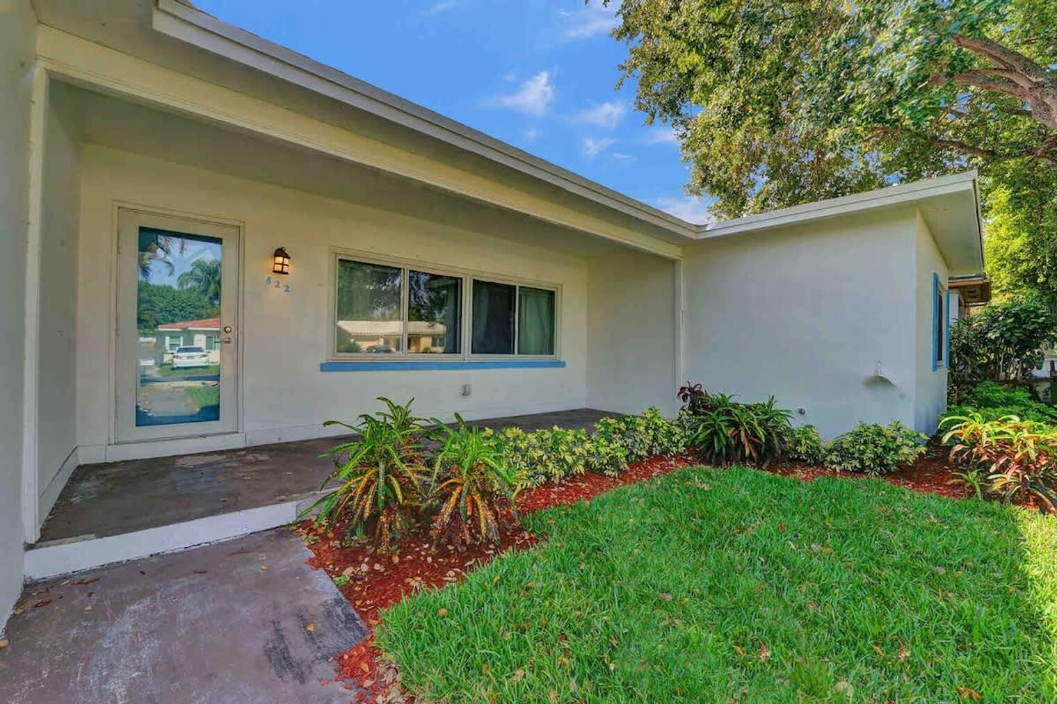 Building Photo - 822 NW 6th Ave