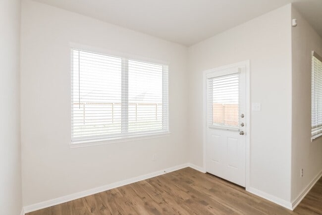 Building Photo - 7534 Tipton Meadow Way