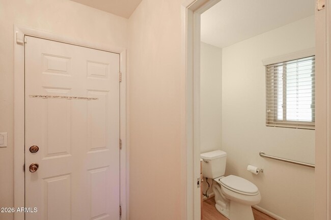 Building Photo - 9821 N 110th Ave