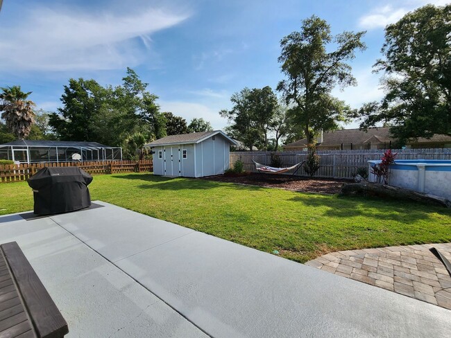 Building Photo - Breathtaking 4/3 Perdido Home, 2,700 sq ft...