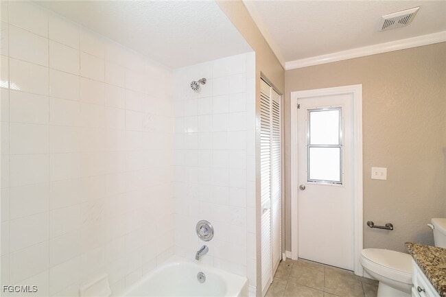 Building Photo - 2172 S Cranberry Blvd