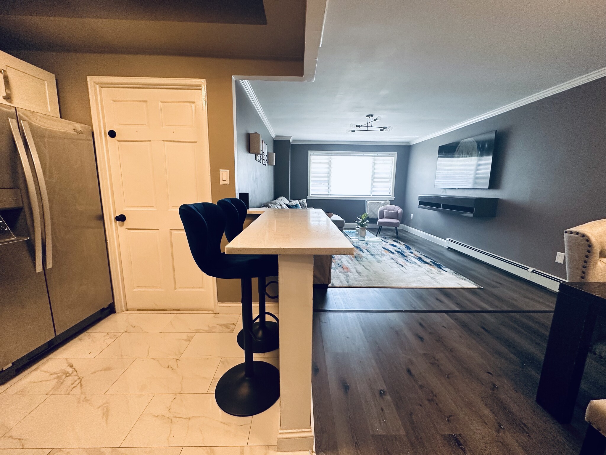 Building Photo - 37 Paerdegat 6th St