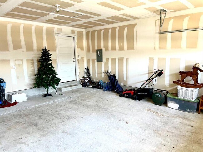 Building Photo - 208 Durata Dr