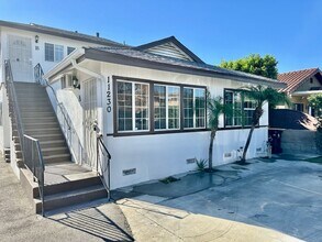 Building Photo - Oxnard ( M )