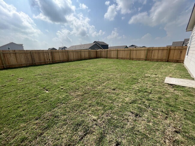 Building Photo - 2327 Red Sky Dr