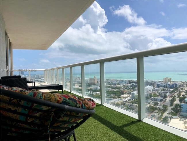 Building Photo - 450 Alton Rd