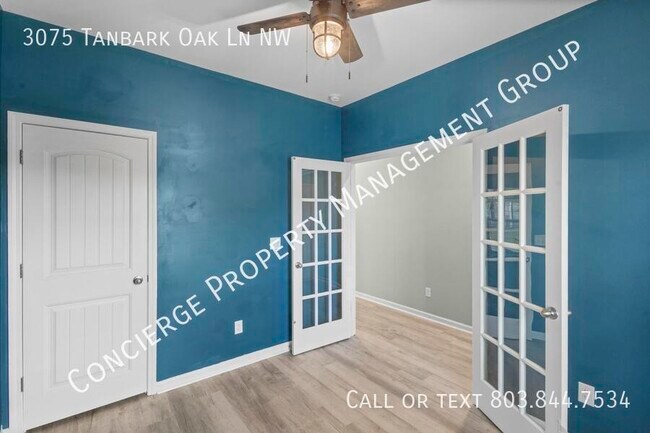 Building Photo - 3075 Tanbark Oak Ln NW