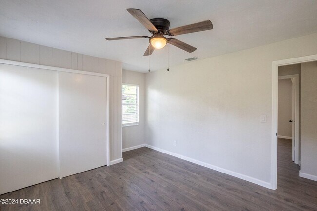 Building Photo - 118 Pinion Cir