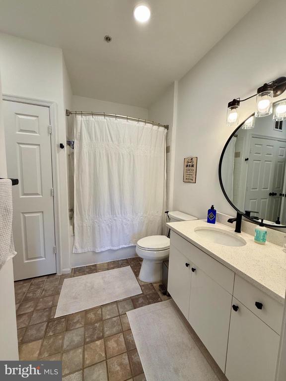 Building Photo - 3021 Nicosh Cir