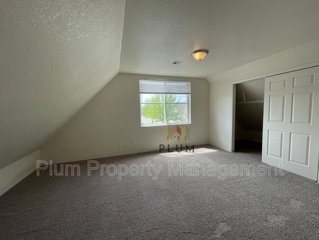 Building Photo - 4783 Calistoga Ln