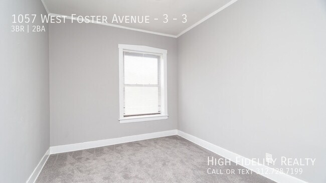 Building Photo - 1057 W Foster Ave