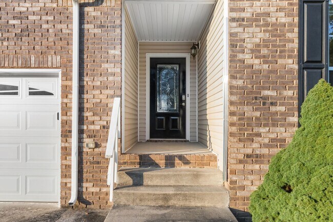 Building Photo - 1389 Bruceton Dr