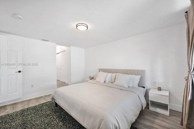 Building Photo - 11730 NW 3rd Ave