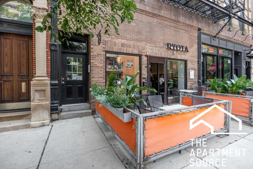 Building Photo - 1131 W Madison St