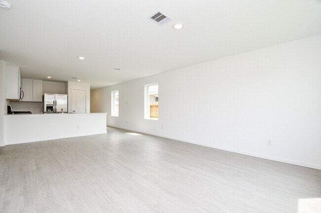 Building Photo - 6855 Lantana Leaf Ln