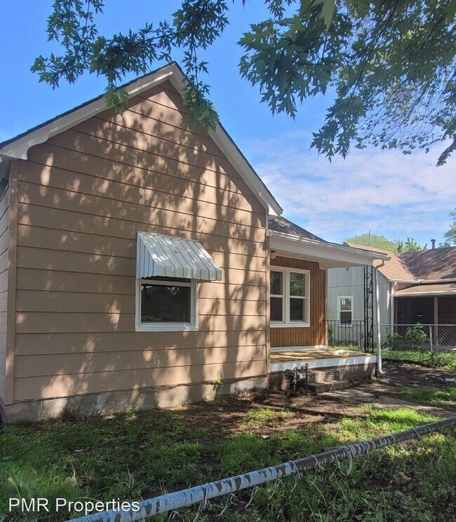 Building Photo - 2 br, 1 bath House - 6323 Sherman Street
